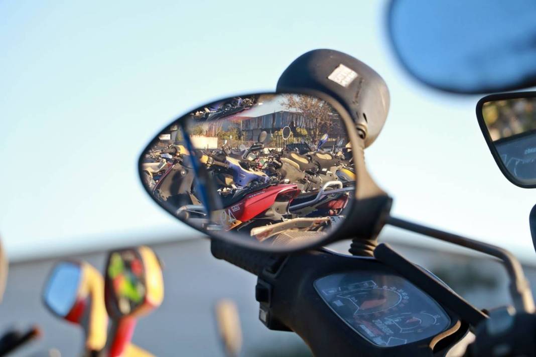 Milli servet, hurdaya çıktı! Milyonluk araçlar çürümeye terk edildi, 15 yıldır bekliyorlar 29